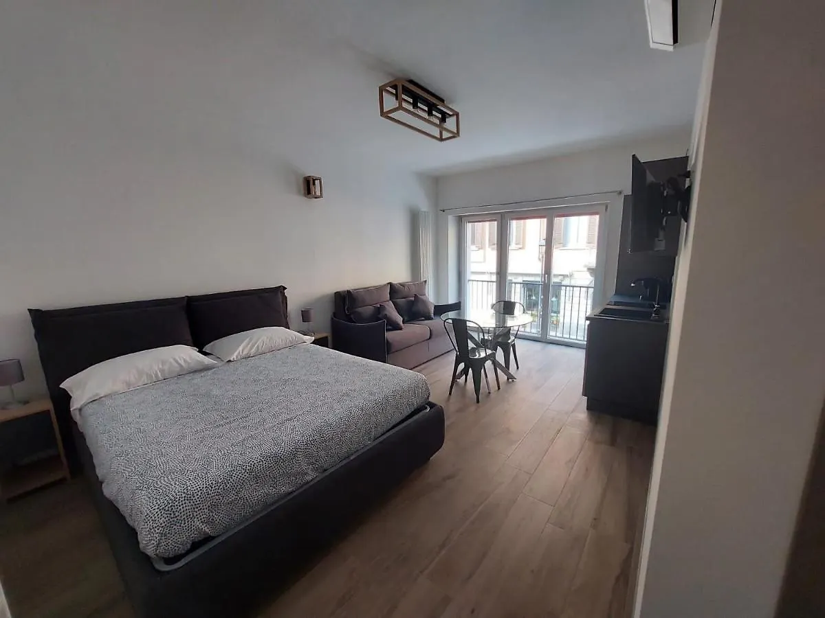 111 Suite Apartment Bergamo Italy