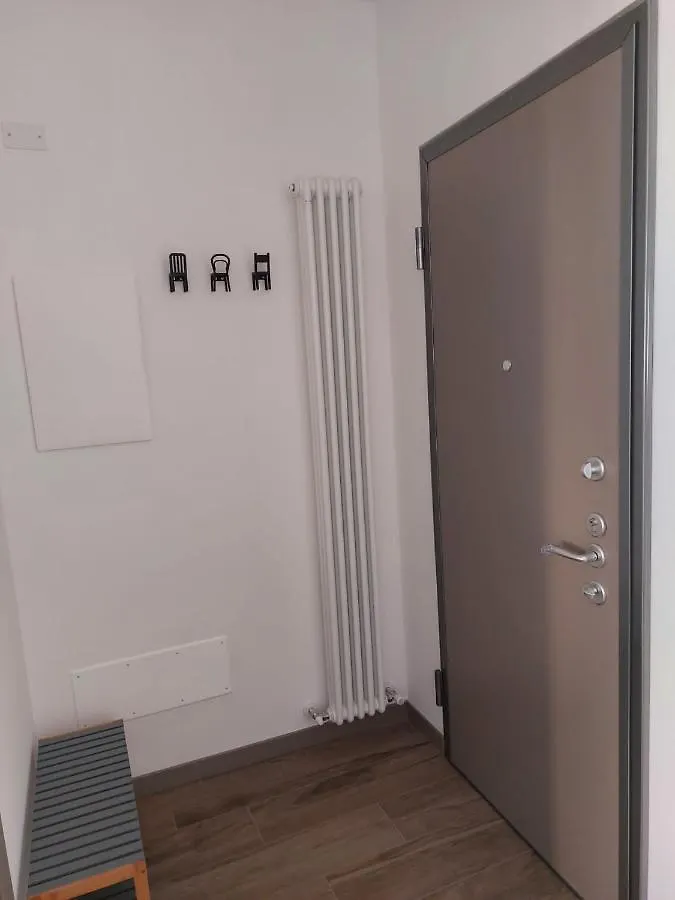 111 Suite Apartment Bergamo 0*,